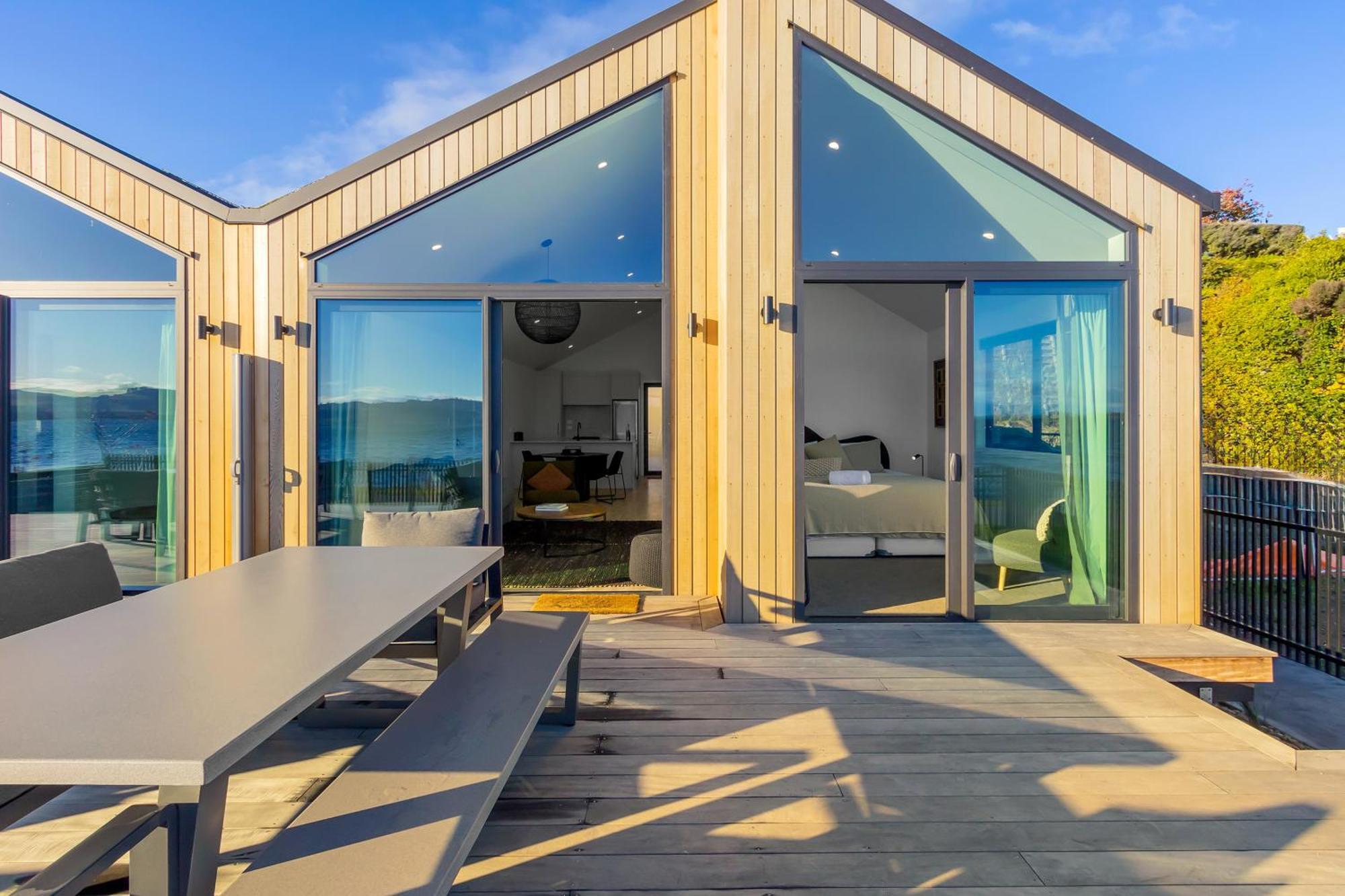 Brand New Lake Front Homes Spa Pool Lago Lago Taupo Esterno foto